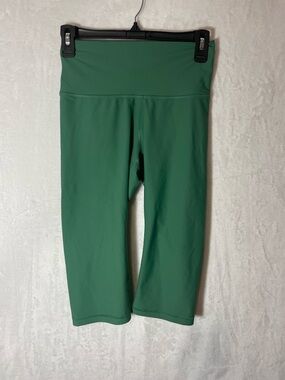 Old Navy Forest Green High-Rise Capri Leggings